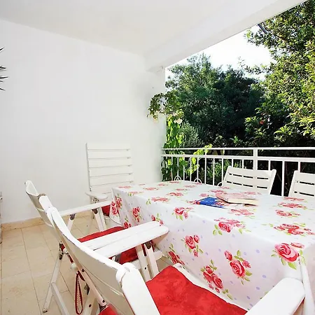 Holiday House Pia